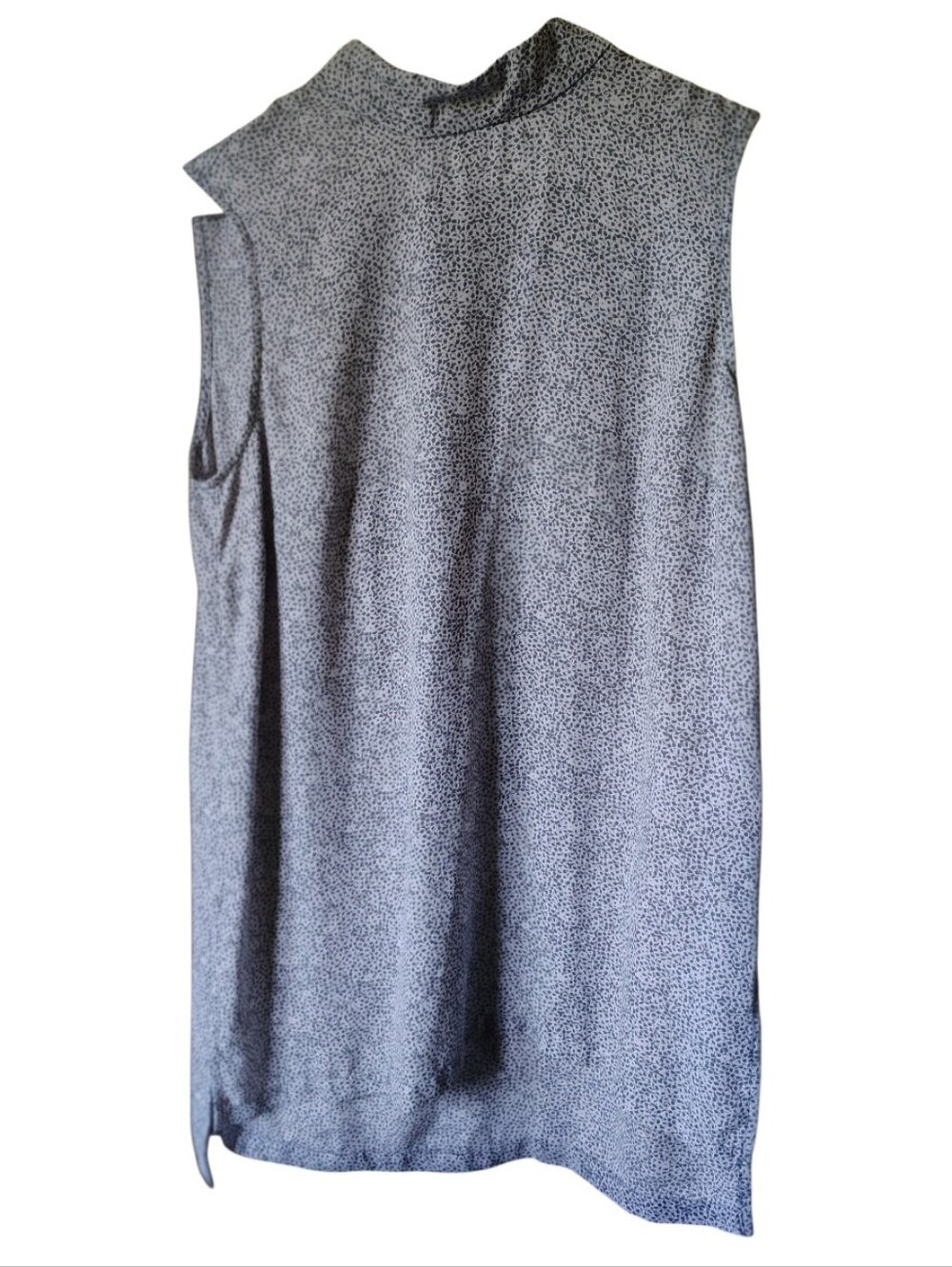 Prologue Grey & White Sleeveless Chiffon Mock Neck Top, Size Medium